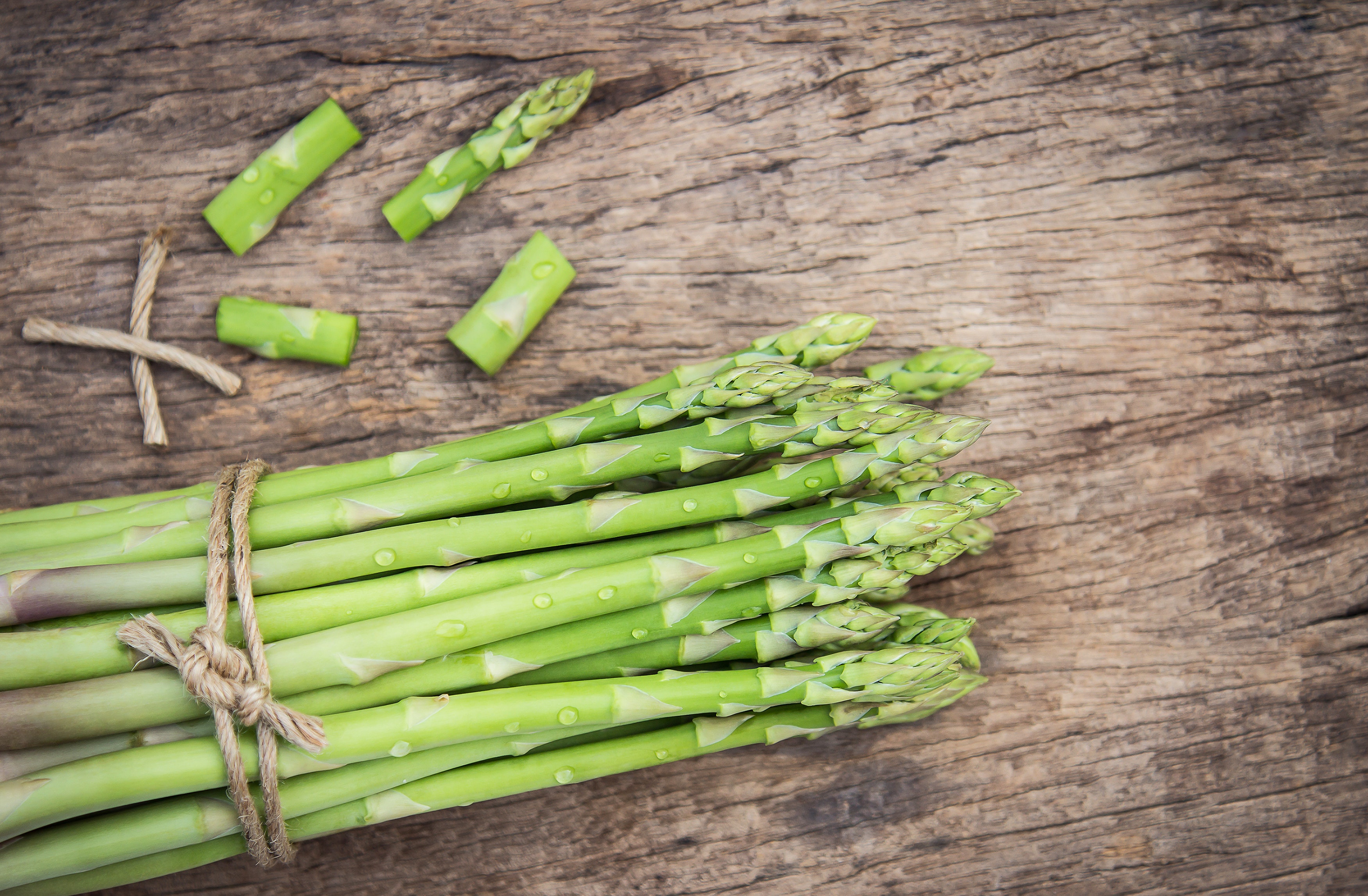 Asperges - LEPIVITS - Nutriments - Vitamines - Compléments alimentaires